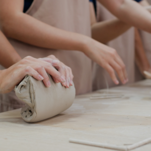 Atelier de poterie – 5@7 Technique surprise
