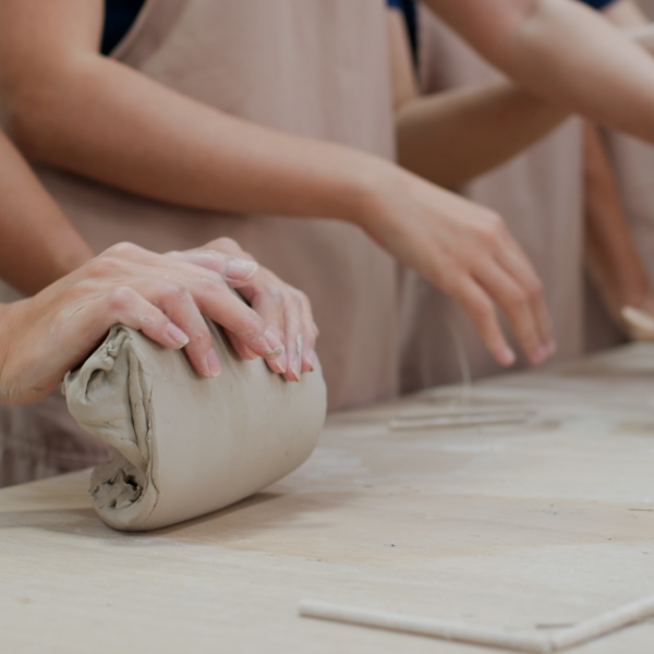Atelier de poterie – 5@7 Technique surprise